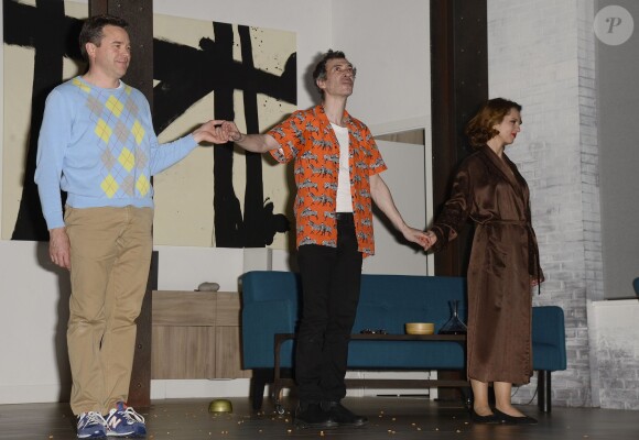 Guillaume de Tonquédec, Lysiane Meis et Eric Elmosnino - 200e de la pièce "Un dîner d'adieu" au théâtre Édouard VII à Paris le 14 avril 2015.