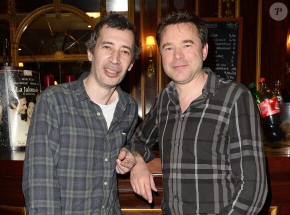 Eric Elmosnino et Guillaume de Tonquédec - 200e de la pièce "Un dîner d'adieu" au théâtre Édouard VII à Paris le 14 avril 2015.