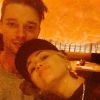 Miley Cyrus a ajouté une photo sur son compte Instagram avec son petit ami Patrick Schwarzenegger, le 14 février 2015