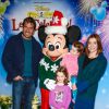 Alyson Hannigan et Alexis Denisof avec leurs filles Satyana Marie Denisof et Keeva Jane Denisof à la soirée "Disney on Ice Let's Celebrate!" à Los Angeles, le 11 décembre 2014 