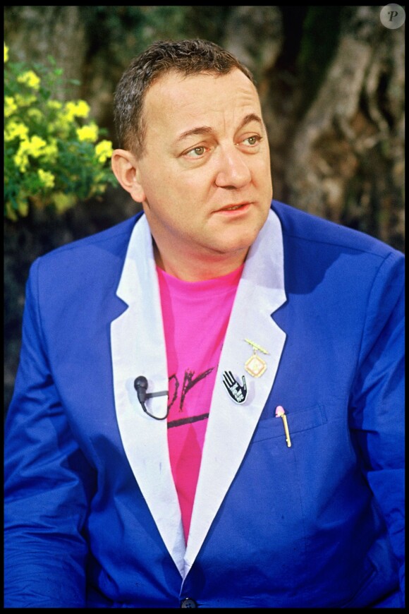 Coluche interviewé lors du Festival de Cannes, le 2 mai 1985.