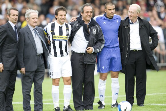 Jean-Claude Blanc, Aldo Platini, Alessendro Del Piero, Michel Platini, Gennaro Bracigliano, Jacques Rousselot à Joeuf en juillet 2009. 