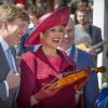 Le roi Willem-Alexander et la reine Maxima des Pays-Bas lors des célébrations de la Fête du Roi le 27 avril 2015 à Dordrecht pour les 48 ans du roi Willem-Alexander des Pays-Bas.