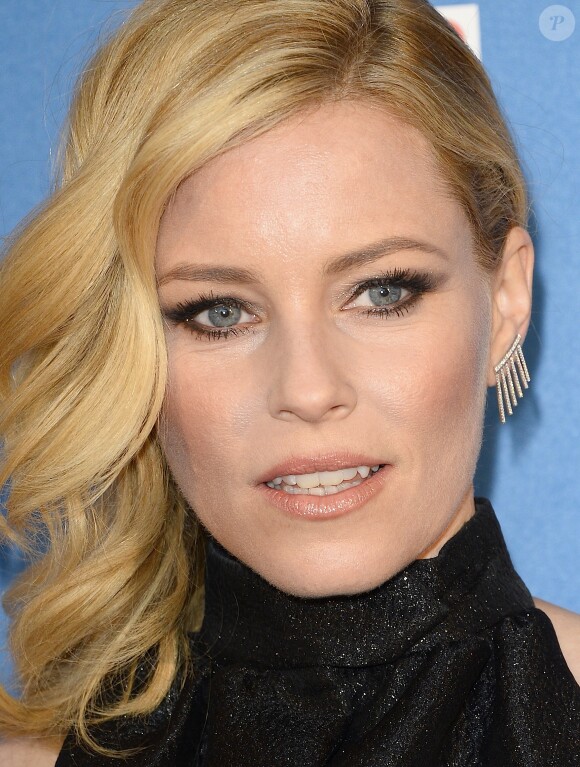 Elizabeth Banks - Avant-première du film Pitch Perfect 2 au cinéma UGC Bercy à Paris, le 28 avril 2015.