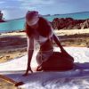 Rihanna, sexy touriste à Hawaï. Photo publiée le 26 avril 2015.