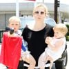 Kelly Rutherford et son fils Hermes et sa fille Helena, à Beverly Hills le 26 juin 2010