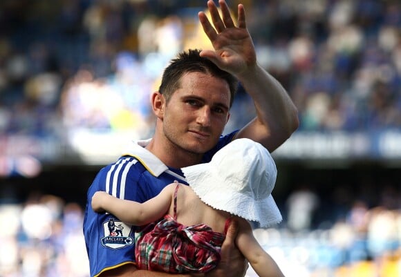 Frank Lampard avec sa fille Isla à Londres le 11 mai 2008. 