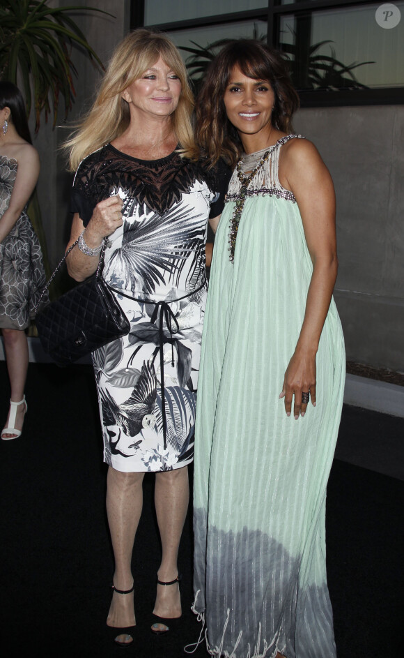 Goldie Hawn, Halle Berry à la soirée "The Mattel Children's Hospital UCLA Kaleidoscope Award" à Culver City, le 2 mai 2015.