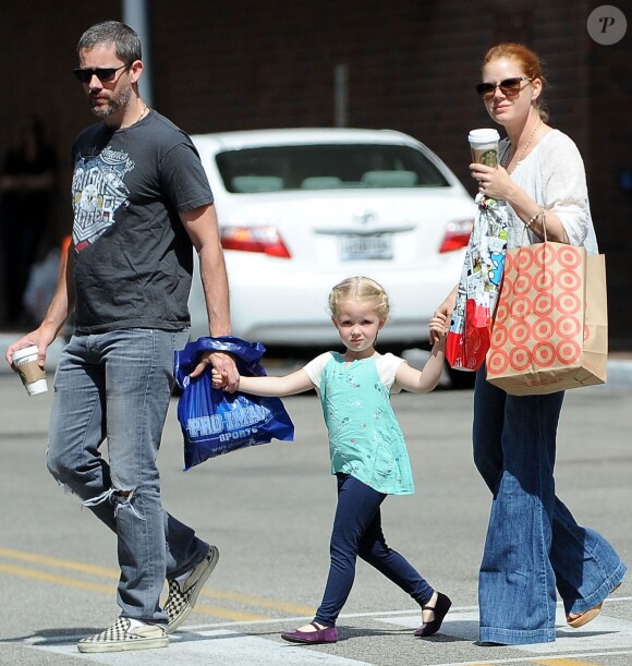 Amy Adams et Darren Le Gallo avec leur fille Aviana font du Shopping à Los Angeles Le 27 septembre 2014