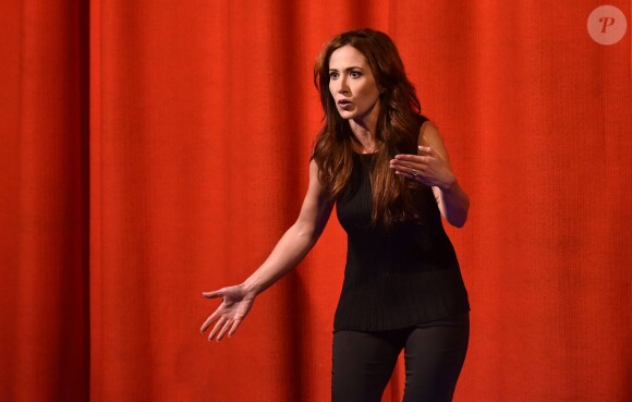 Exclusif - Première de Fabienne Carat dans la pièce "L'Amour est dans le Prêt ?" au Ciné-Théâtre Chaplin à Paris, le 4 mai 2015.
