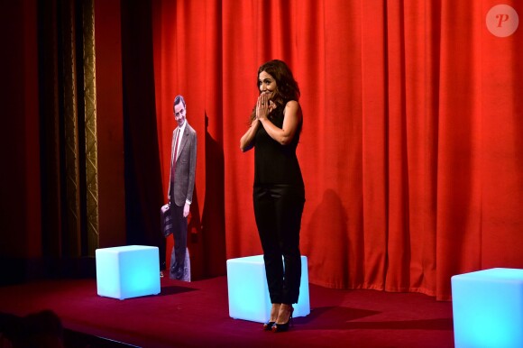 Exclusif - Première de Fabienne Carat dans la pièce "L'Amour est dans le Prêt ?" au Ciné-Théâtre Chaplin à Paris, le 4 mai 2015.
