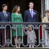 Le prince Nikolai, la princesse Marie, le prince Joachim, la princesse Athena, le prince Felix et le prince Henrik de Danemark lors du 75e anniversaire de la reine Margrethe II le 16 avril 2015 à Amalienborg