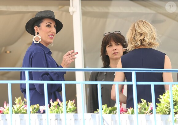 Rossy de Palma, Sophie Marceau - Le jury de la 68ème édition du festival de Cannes se retrouve sur une terrasse à Cannes le 12 mai 2015.  The jury of the 68th edition of the Cannes film festival on a terrace in Cannes, France on May 12, 2015.12/05/2015 - Cannes