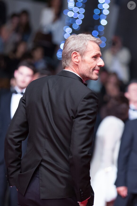 Lambert Wilson - Montée des marches du film "The Tale of tales" lors du 68e Festival International du Film de Cannes, le 14 mai 2015.
