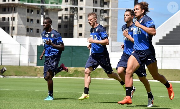 Mario Balotelli, Ignazio Abate, Mattia De Sciglio et Alessio Cerci au Brésil avec l'équipe nationale d'Italie en juin 2014 pour la Coupe du monde.
