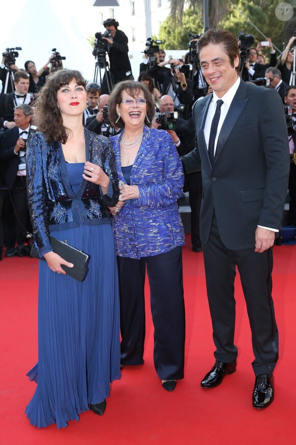 Claudia Cardinale et Benicio del Toro - Montée des marches du film "Carol" lors du 68e Festival International du Film de Cannes, le 17 mai 2015.
