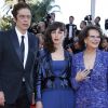 Claudia Cardinale et Benicio del Toro - Montée des marches du film "Carol" lors du 68e Festival International du Film de Cannes, le 17 mai 2015.