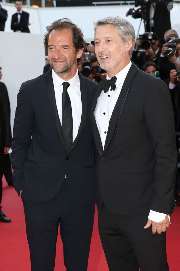Antoine de Caunes et Stéphane De Groodt - Montée des marches du film "Carol" lors du 68e Festival International du Film de Cannes, le 17 mai 2015.