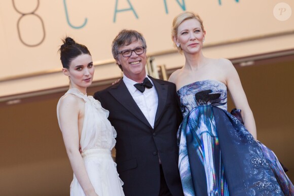 Cate Blanchett, Todd Haynes - Montée des marches du film "Carol" lors du 68e Festival International du Film de Cannes, le 17 mai 2015.