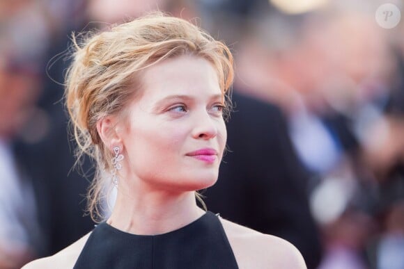 Mélanie Thierry - Montée des marches du film "Carol" lors du 68e Festival International du Film de Cannes, le 17 mai 2015.