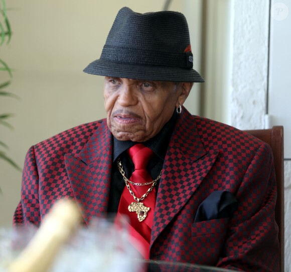 Joe Jackson, invité sur la terrasse Sandra and Co au 63 La Croisette lors du 68ème festival international du film de Cannes, le 19 mai 2015.