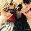 Lily Collins s'est remise avec son ex-petit ami Jamie Campbell Bower, sur Instagram le 24 mai 2015