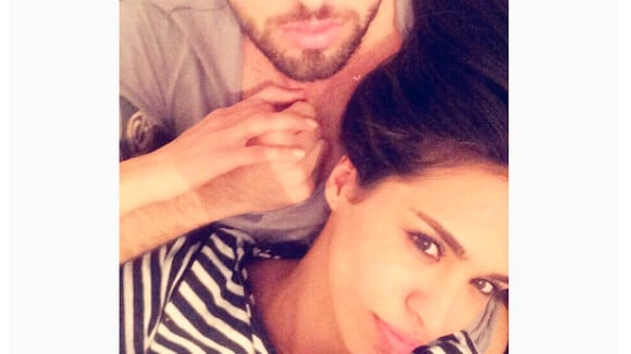 Leila Ben Khalifa et Aymeric : Pose amoureuse et selfie au naturel