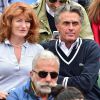 Gérard Holtz et sa femme Muriel Mayette lors des Internationaux de France à Roland-Garros à Paris le 28 mai 2015 à Paris