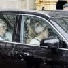 La princesse Madeleine de Suède, enceinte, avec son mari Chris O'Neill au volant lors de la publication des bans du mariage du prince Carl Philip et de Sofia Hellqvist en la chapelle royale à Stockholm le 17 mai 2015.