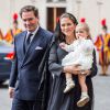 La princesse Madeleine de Suède, son mari Chris O'Neill et leur fille la princesse Leonore en visite au Vatican le 27 avril 2015. La petite famille, après un bref passage en Suède, va s'installer fin 2015 à Londres.