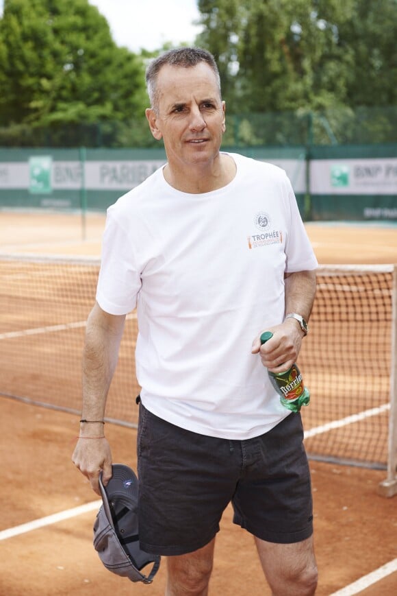 Bernard de La Villardière, lors du premier jour du 23e Trophée des personnalités Roland Garros, à Paris, le mardi 2 juin 2015.