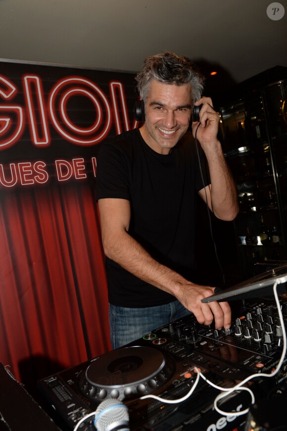 Exclusif - François Vincentelli - L'équipe de la série "Hard" aux platines du restaurant La Gioia lors de la soirée "Les musiques de la Gioia" à Paris, le 3 juin 2015.