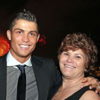 Cristiano Ronaldo : Sa maman Dolores arrêtée à l'aéroport, de l'argent confisqué