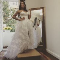 Shanna (Anges 7) : Sa robe de mariée très violemment taclée