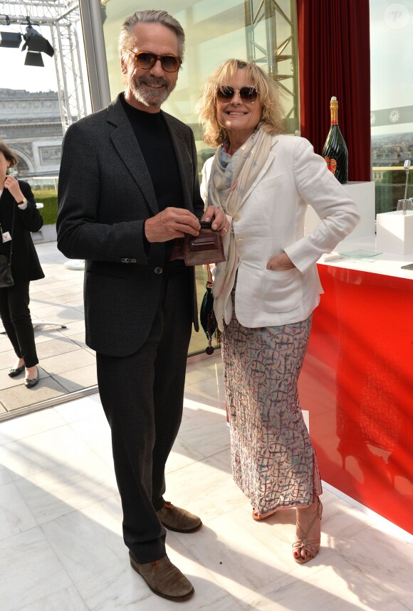 Exclusif - Sinead Cusack et son mari Jeremy Irons - Ouverture du 4e Champs Elysées Film Festival à Paris le 9 juin 2015.