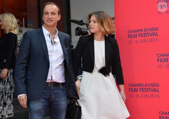 Emilie Dequenne (habillée en Paule Ka et en bijoux Van Cleef & Arpels) et son mari Michel Ferracci - Ouverture du 4e Champs Elysées Film Festival à Paris le 9 juin 2015.