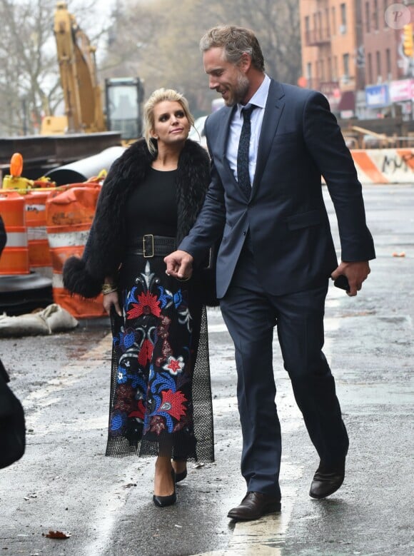 Jessica Simpson et son mari Eric Johnson ont déjeuné à New York Le 14 Mars 2015
