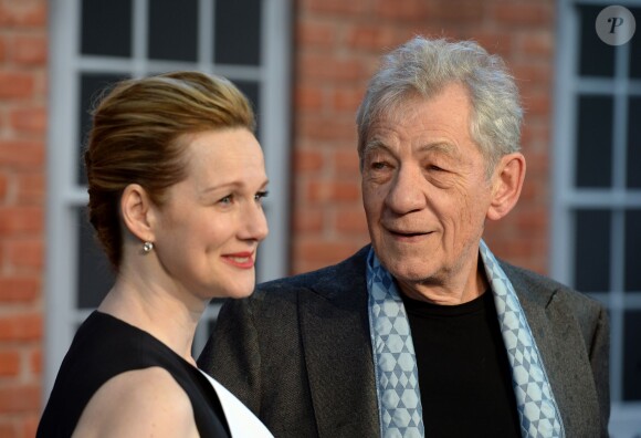 Sir Ian McKellen et Laura Linney lors de l'avant-première du film Mr. Holmes à Londres le 10 juin 2015