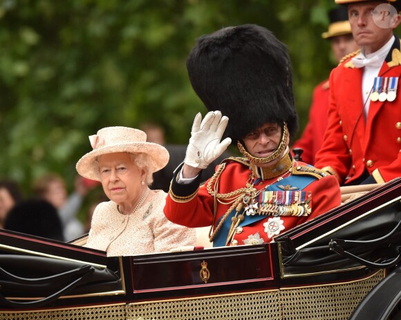 La reine Elizabeth II et le prince Philip, duc d'Edimbourg le 13 juin 2015 à Londres lors de Trooping the Colour, la parade annuelle en l'honneur de l'anniversaire de la souveraine.