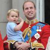 Le prince William avec le prince George de Cambridge lors de Trooping the Colour le 13 juin 2015 à Londres, parade qui célèbre l'anniversaire officiel de la reine.