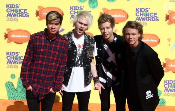 5 Seconds of Summer - People à la soirée "Nickelodeon's 28th Annual Kids' Choice Awards" à Inglewood, le 28 mars 2015 
