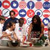 Michelle Obama et des étudiants au James Beard American Restaurant à Milan, le 17 juin 2015