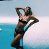 Nastaha Oakley : La belle d'A Bikini A Day s'expose