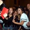 Exclusif - Louane Emera rencontre ses fans, dans les arènes de Nîmes à l'occasion de la spéciale Fête de la musique de l'émission La Chanson de l'année sur TF1, le samedi 20 juin 2015.