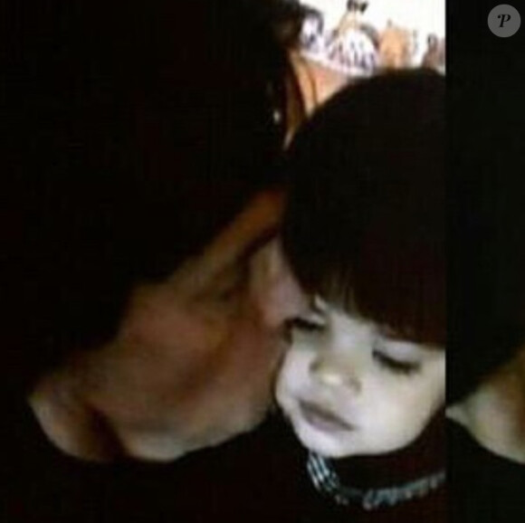 Kendall Jenner poste une photo de son père (Caitlyn Jenner) et elle sur Instagram pour la fete des pères le 21 juin 2015.
