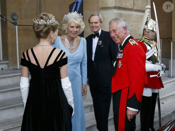 Le prince Charles, prince de Galles et Camilla Parker-Bowles, duchesse de Cornouailles, le duc et la duchesse de Wellington - Banquet à l'occasion de la commémoration de la bataille de Waterloo à Londres le 18 juin 2015.
