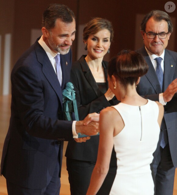 Le roi Felipe VI et la reine Letizia d'Espagne, Artur Mas - Remise des prix "Princess Girona Foundation Awards" à Gérone. Le 25 juin 2015