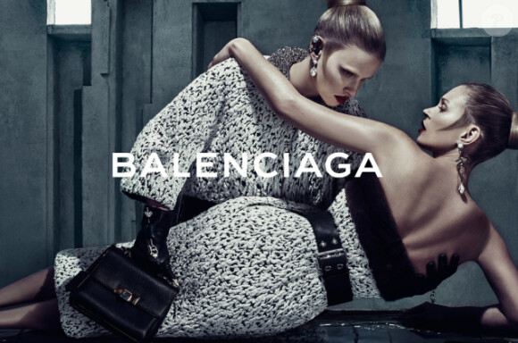Kate Moss et Lara Stone réunies pour la nouvelle campagne Balenciaga