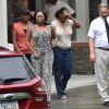 La famille et les amis de Bobbi Kristina, la fille de Whitney Houston, lui rendent visite à l'hôpital le 27 juin 2015 à Duluth.  