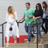 Kourtney Kardashian, son fils Mason, et ses soeurs Kim Kardashian (enceinte), Khloe Kardashian et Kylie Jenner se rendent au bowling lors du tournage de leur télé-réalité "Keeping Up with the Kardashians" à Calabasas, le 1er juillet 2015.  as